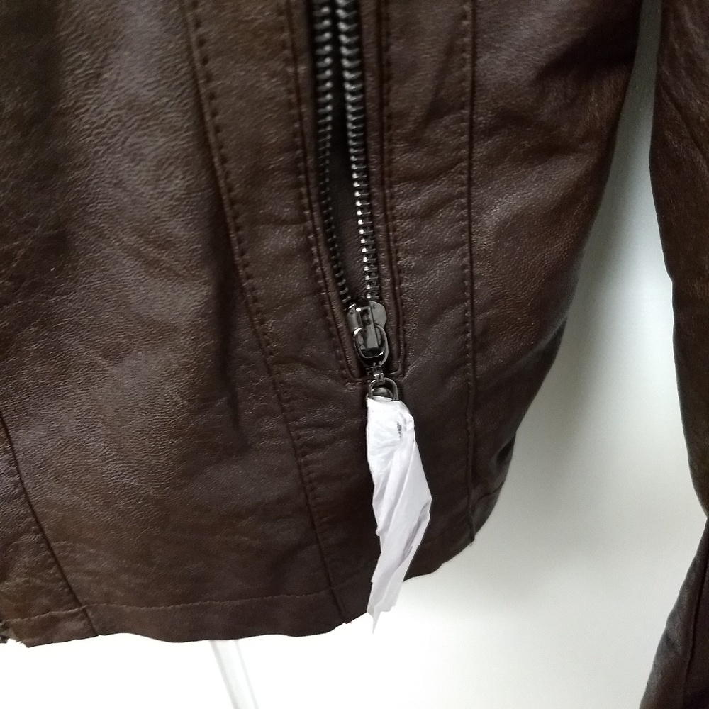 Ladies leather jacket - Picture 3 of 5